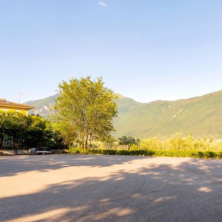 Appartamento Campagnola Mansardato Con Soppalco Riva del Garda Exteriér fotografie