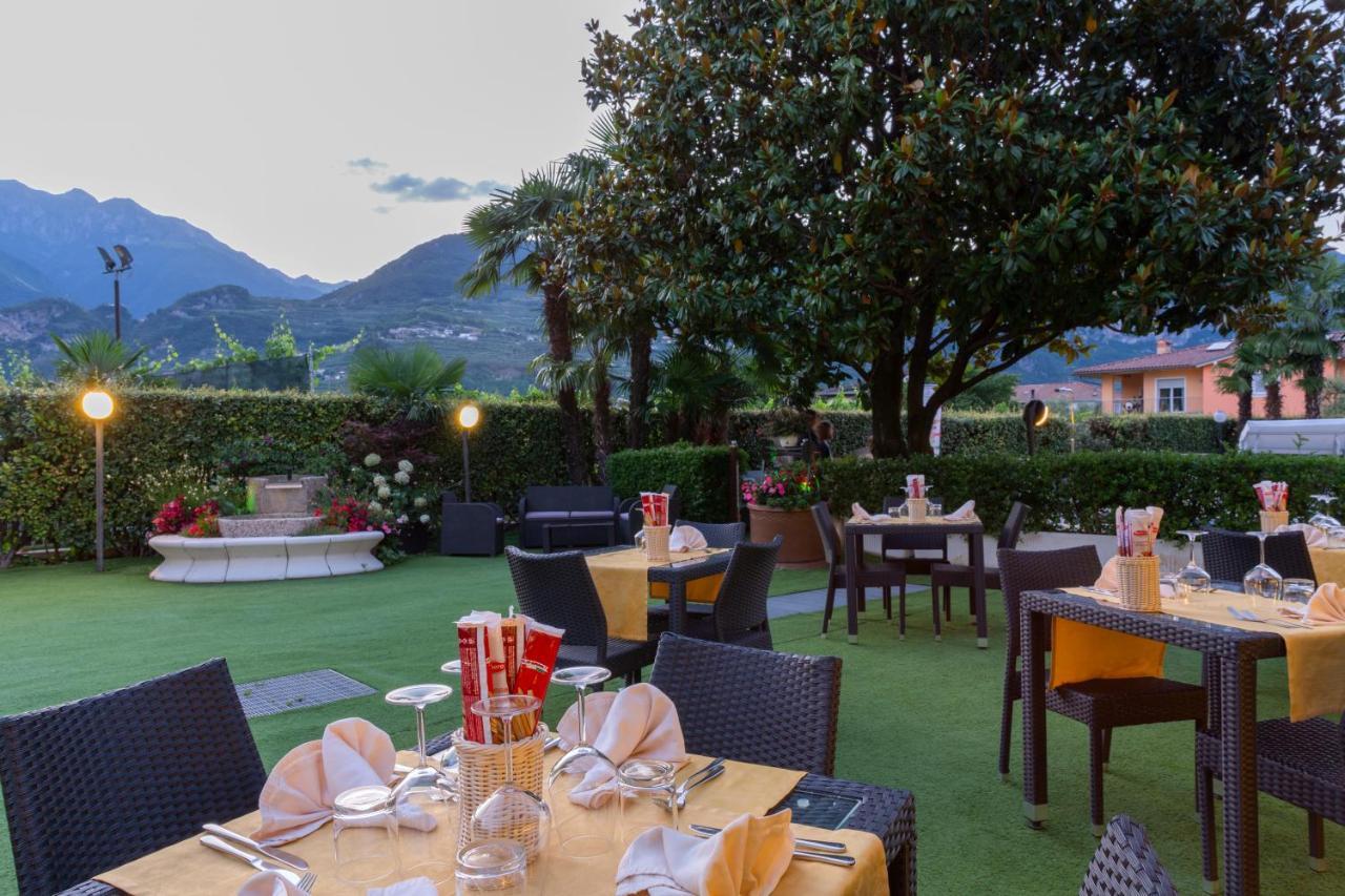 Appartamento Campagnola Mansardato Con Soppalco Riva del Garda Exteriér fotografie