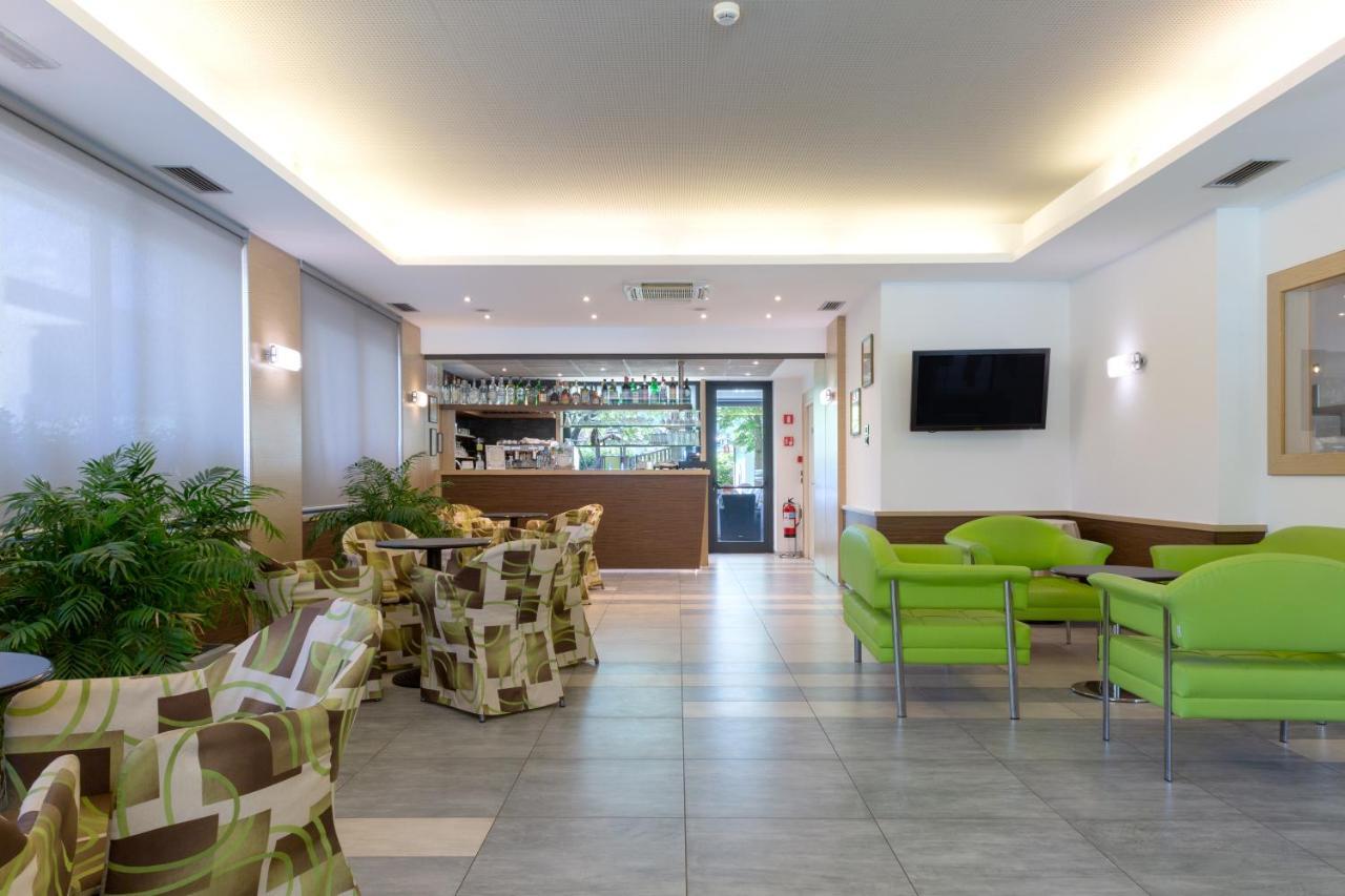 Appartamento Campagnola Mansardato Con Soppalco Riva del Garda Exteriér fotografie