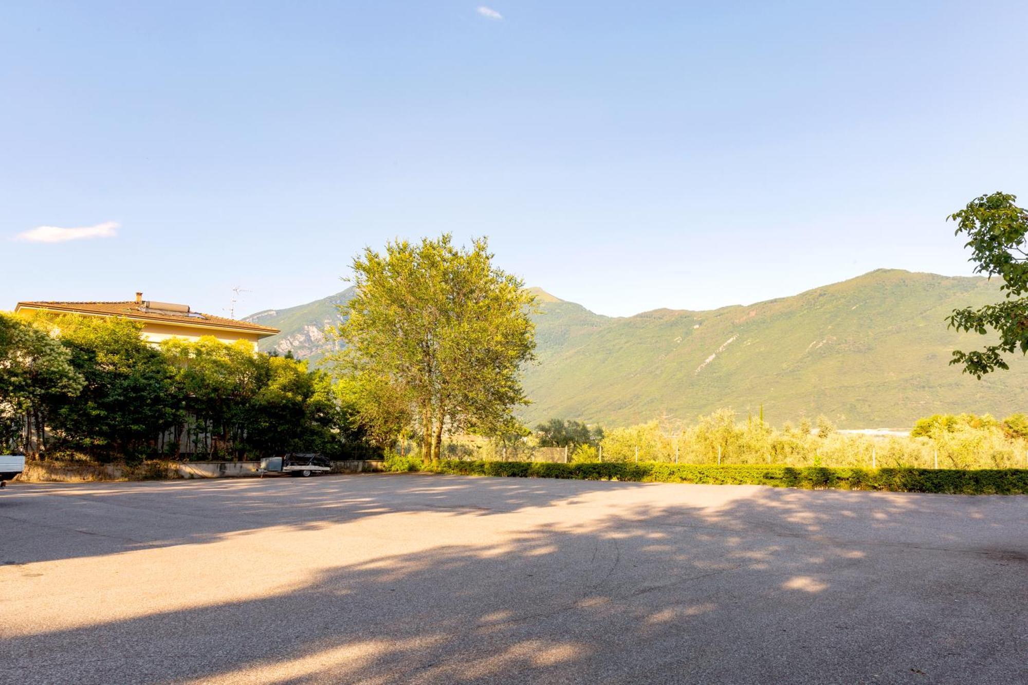Appartamento Campagnola Mansardato Con Soppalco Riva del Garda Exteriér fotografie